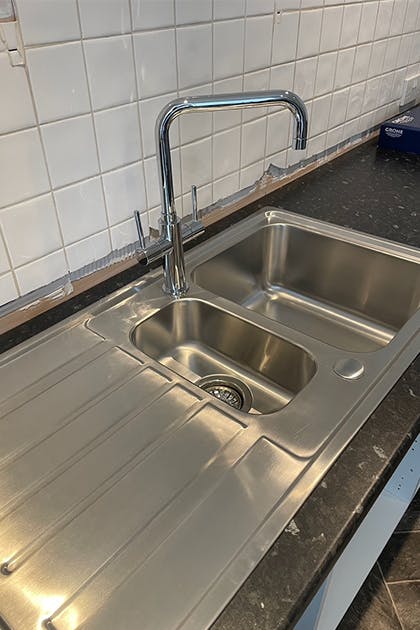 Sink installation